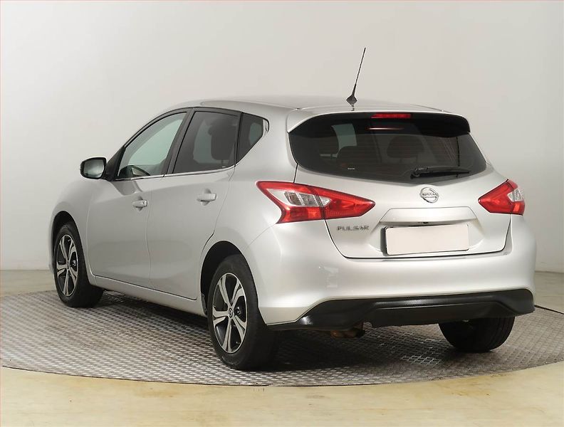 Nissan Pulsar (2015) 1.2 DIG-T, Automat, Tempomat - fotka 4 z 23