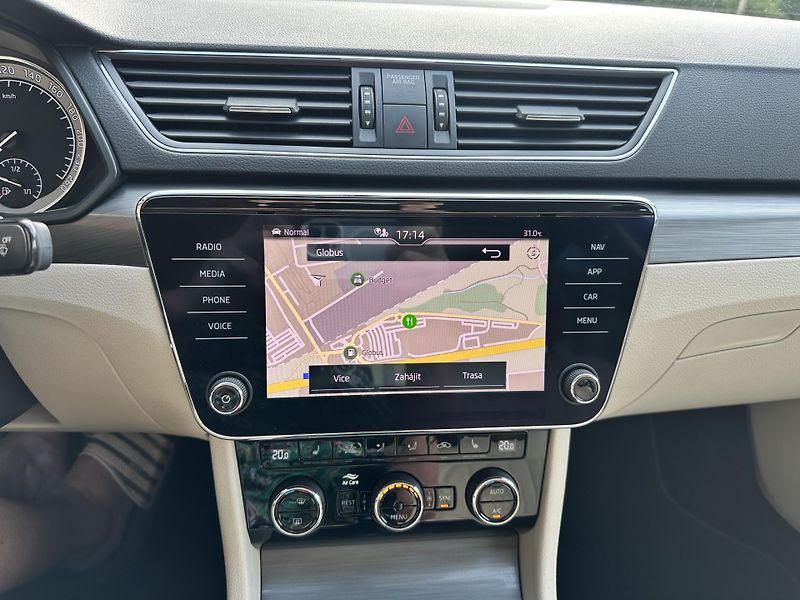 Škoda Superb (2020) 1.5 TSi, po STK - fotka 22 z 22