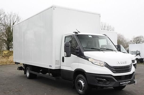 Iveco (2024)  DAILY 70 C 18  6,1m BOX + HČ  - fotka 2 z 10