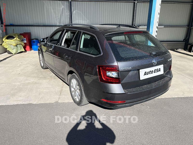 Škoda Octavia (2018) 2.0TDi, 2.maj,ČR, STK6/28 - fotka 2 z 3