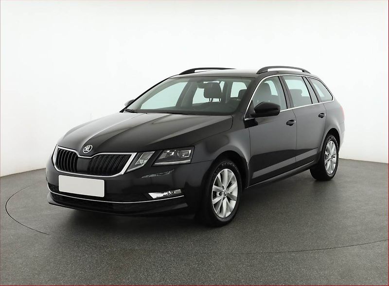 Škoda Octavia (2017) 1.6 TDI, Automat, Serv.kniha - fotka 2 z 17