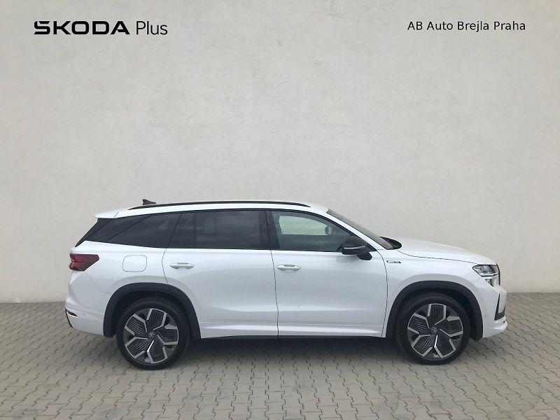 Škoda Kodiaq (2025) SPORTLINE 4X4 TD 142/2.0 A7A - fotka 7 z 28