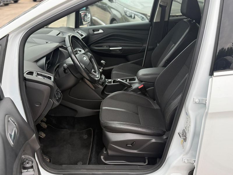 Ford C-MAX - fotka 6 z 9