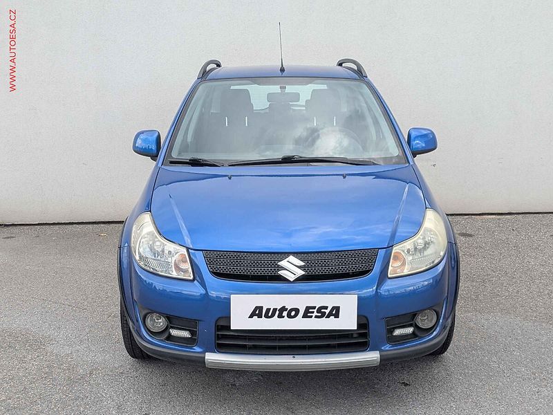 Suzuki SX4 (2007) 1.6 i 4x4, AC - fotka 2 z 14