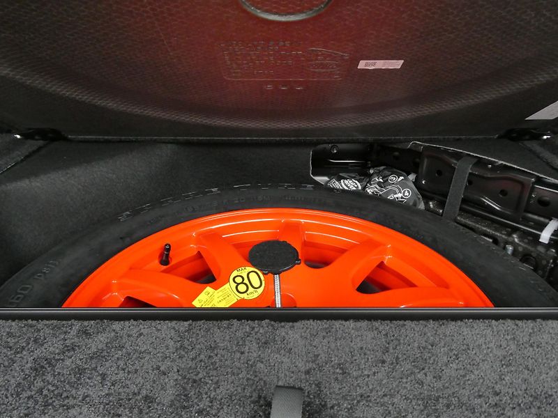 Land Rover Range Rover 4,4 Autobiography P530 - fotka 40 z 44