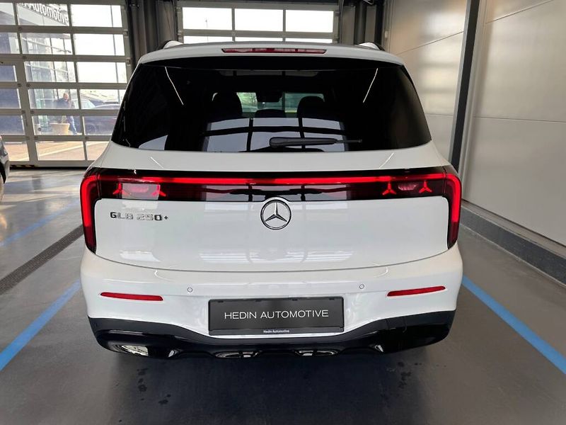 Mercedes-Benz GLB (2026) 250+ s technologií EQ - fotka 4 z 6