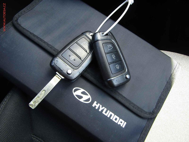 Hyundai Tucson (2022) 1.6 T-GDi, 1.maj,ČR, servis - fotka 20 z 20