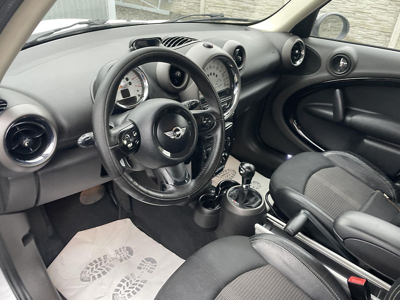 Mini Countryman 2.0SD 110PS COOPER D AUTOMAT!! - fotka 109 z 192