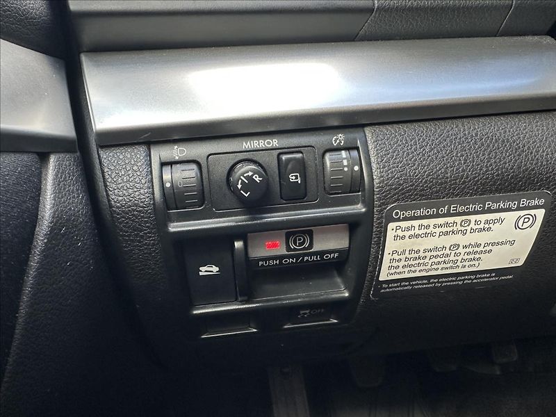 Subaru Legacy 2,0 Serviska 4X4 - fotka 20 z 21