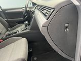 Volkswagen Passat 2.0 TDi LED SVĚTLA, rezervace - náhled 35