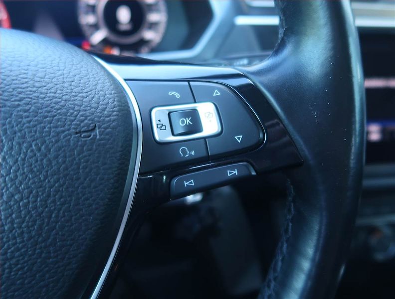Volkswagen Tiguan (2018) 2.0 TDI - fotka 17 z 22