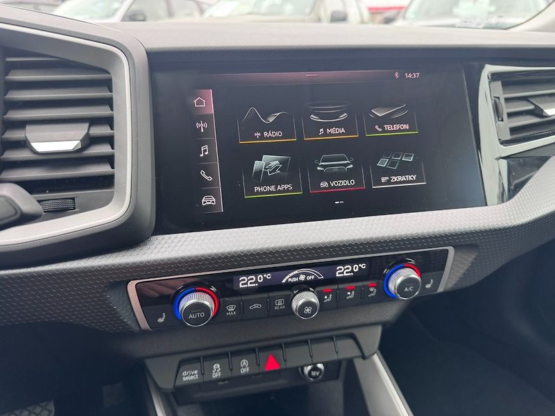 Audi A1 (2019) 2,0 TFSI 147 KW S-LINE DPH - fotka 30 z 50