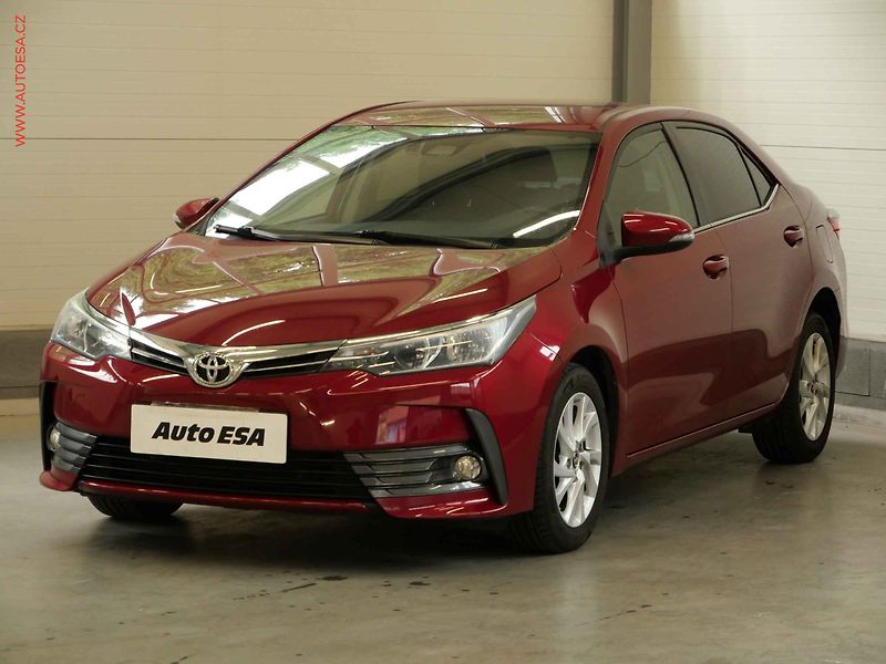 Toyota Corolla (2019) 1.6i, 1.maj,ČR, AC, park. - fotka 3 z 20