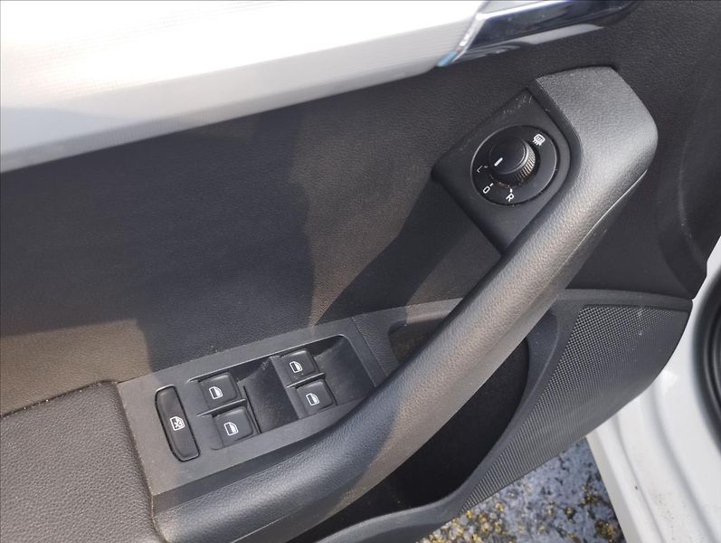 Škoda Octavia 2,0 TDi 110KW 4X4 - fotka 15 z 18