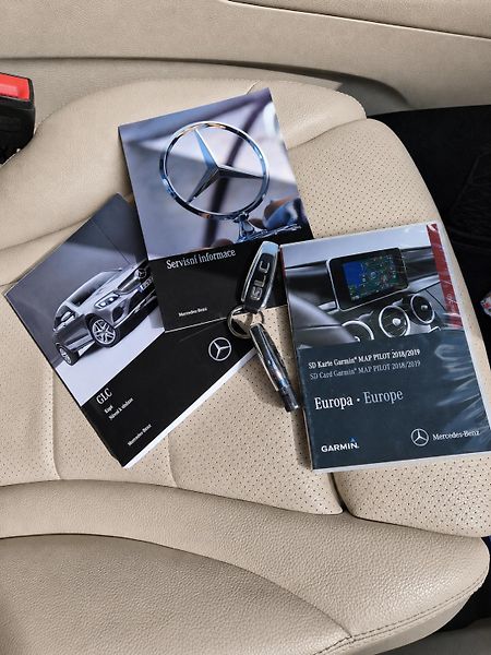 Mercedes-Benz GLC (2019) 4MATIC | 360° kamera | LED |  - fotka 11 z 34
