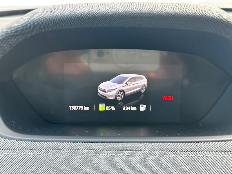 Škoda Enyaq (2022) iV 80 / 150 kW / 82 kWh Loft - fotka 12 z 24