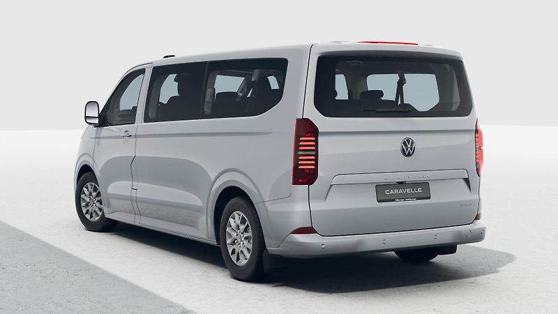 Volkswagen Caravelle (2026) Life 2.5 PHEV DR - fotka 2 z 8