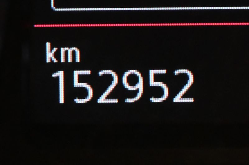 Volkswagen Tiguan 2,0 TDI 110 kW DSG Life Záruka - fotka 17 z 33