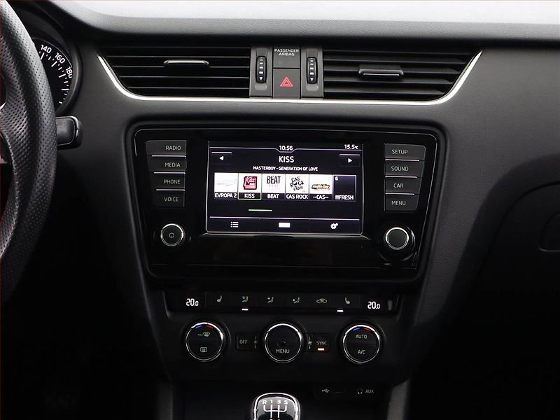 Škoda Octavia (2016) 1.6 TDI, Serv.kniha, Tempomat - fotka 10 z 17
