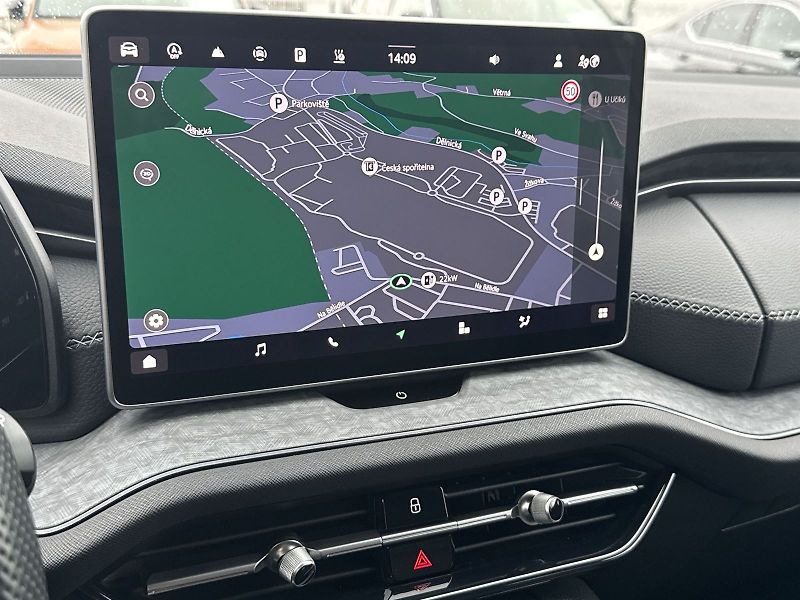 Škoda Kodiaq (2024) 2.0 TDI 4x4 DSG Exclusive Sele - fotka 18 z 36