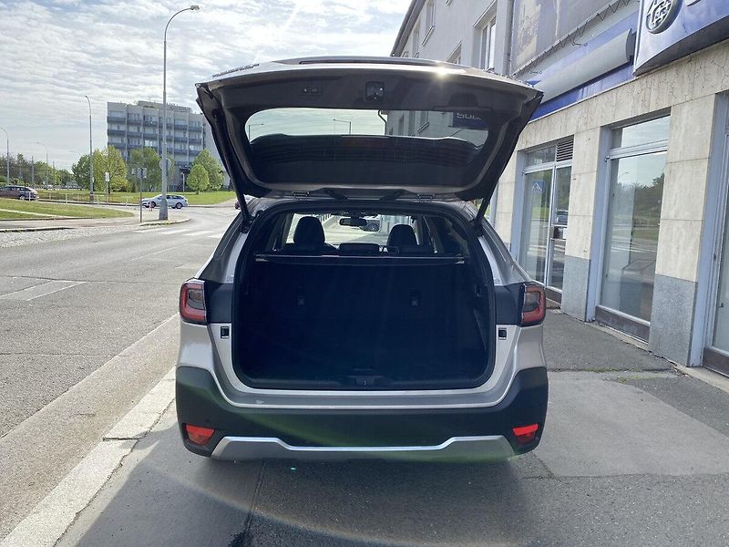 Subaru Outback (2025) 2.5i Touring MR25 černá Nappa  - fotka 9 z 20