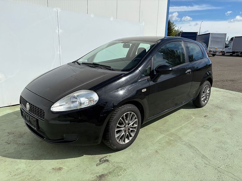 Fiat Punto 1.4i, 57kW, Klima - fotka 3 z 15