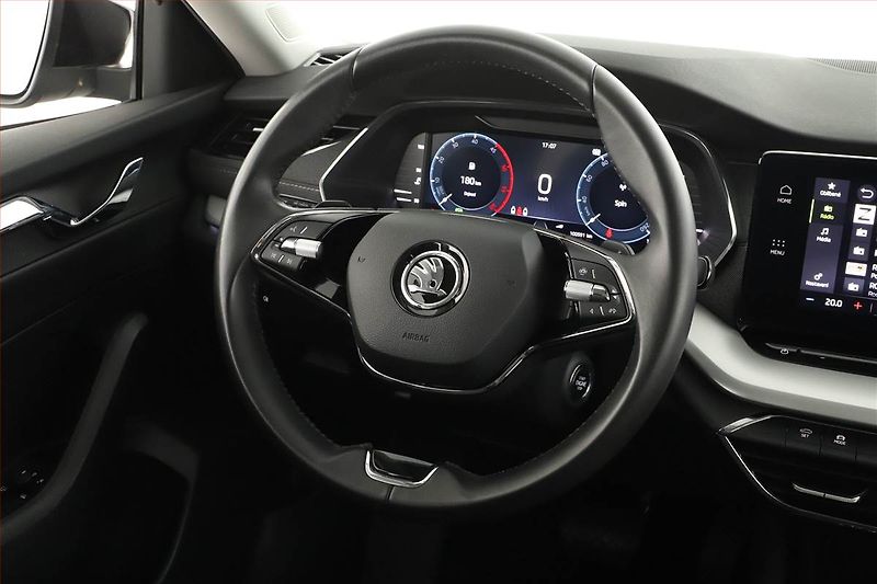 Škoda Octavia (2022) Style 2.0 TDI, Automat, ČR - fotka 13 z 14