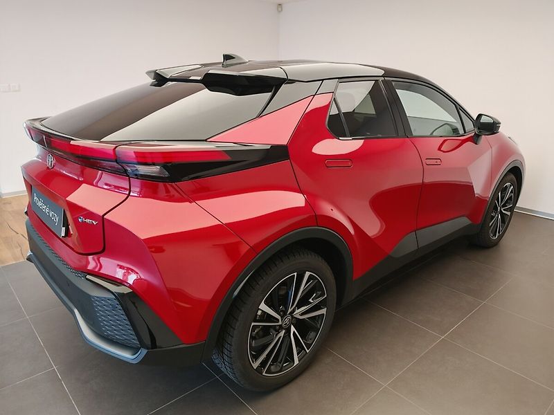 Toyota C-HR 2.0 Hybrid 4x2 Executive - fotka 4 z 46