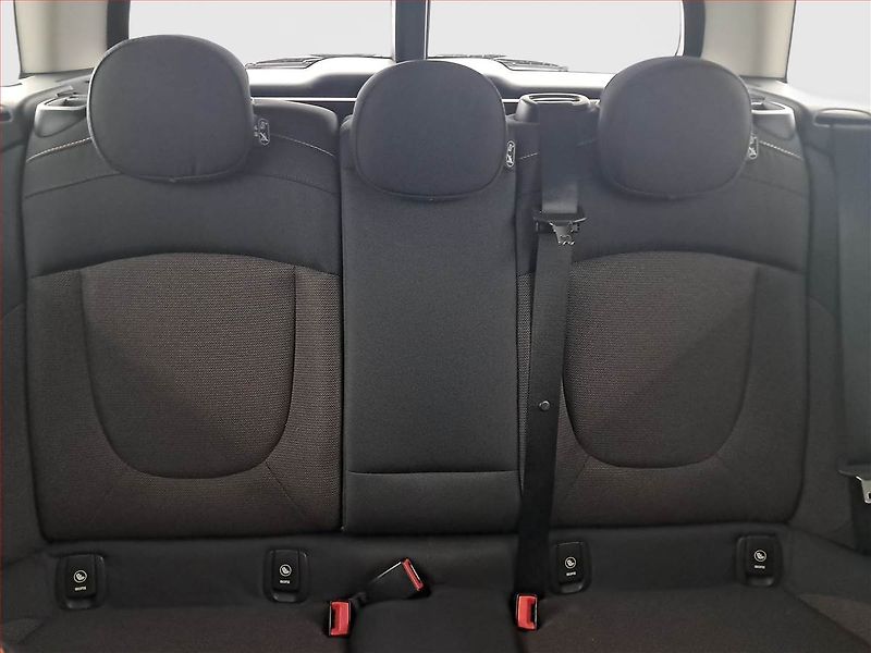 Mini Clubman (2016) One D, Navi, Tempomat - fotka 10 z 18