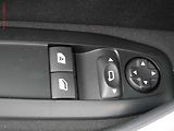 Peugeot 2008 (2013) 1.4HDi, ČR, Active, TZ, navi - náhled 11