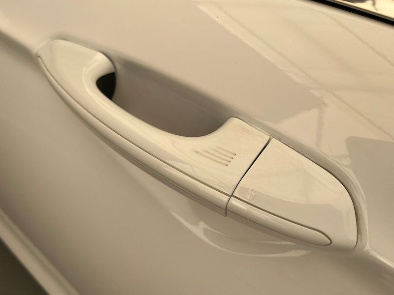 Ford Mondeo 2,0 Titanium LED Dynamic - fotka 36 z 52