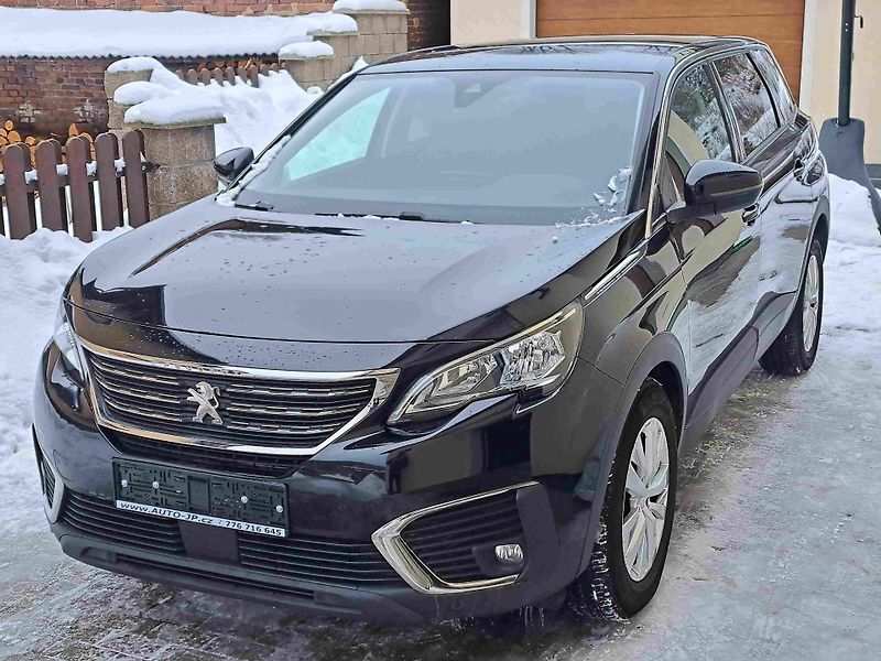 Peugeot 5008 (2020) 1,2 PT EAT8 17ALU PDC NAVI - fotka 6 z 24