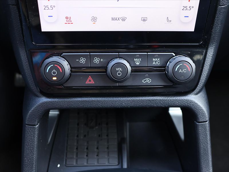 Ford Ranger 3,0 V6 TDi Double Cab Wildtrak - fotka 24 z 33