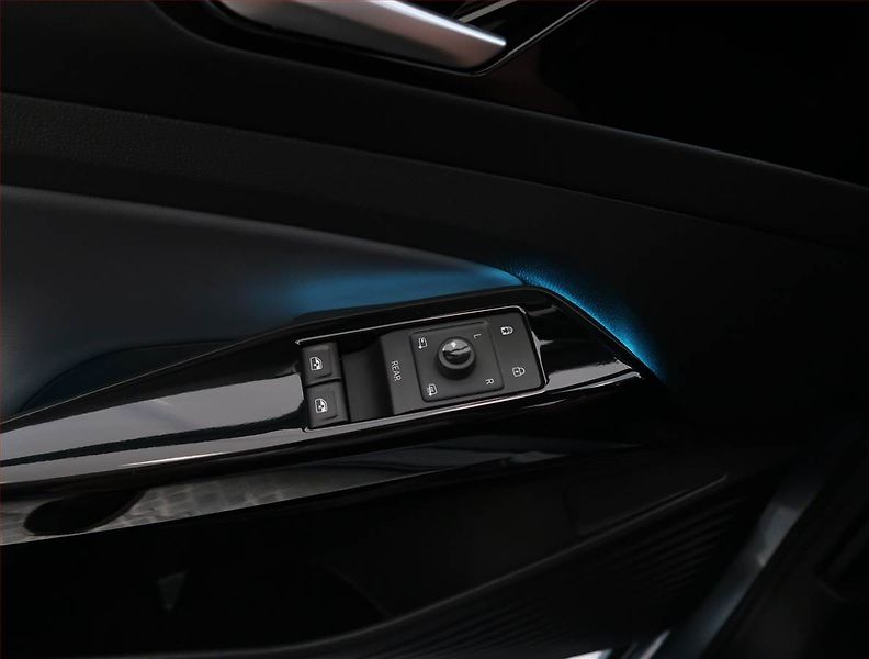 Volkswagen ID.5 (2022) Pro Perf. (82 kWh), SoH 91% - fotka 29 z 32