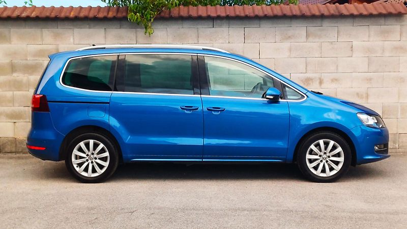 Volkswagen Sharan 130kW 7míst PANO WEBASTO 1.ČR - fotka 3 z 21