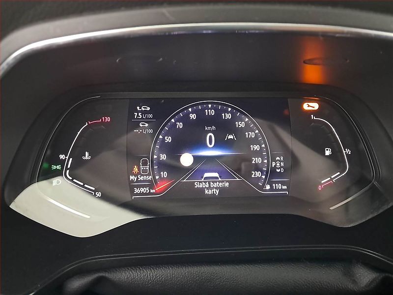 Renault Captur (2021) 1.3 TCe, Automat, Serv.kniha - fotka 11 z 23