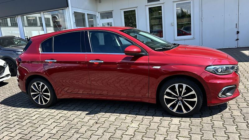 Fiat Tipo 1.4 T-Jet 120k Lounge  - fotka 4 z 14