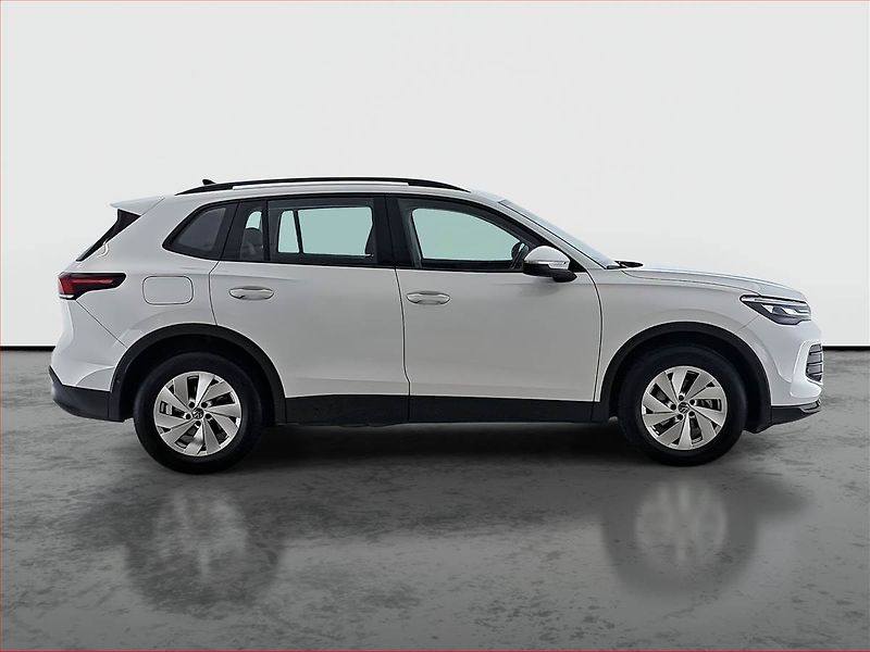 Volkswagen Tiguan (2024) 1.5 eTSI - fotka 6 z 20