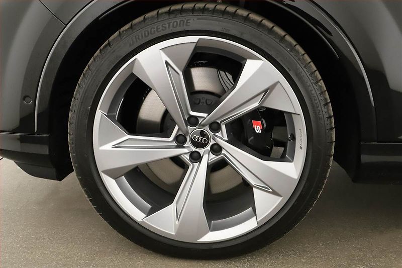 Audi SQ7 (2026) 4.0 TFSI, 360KAMERA, SOFTCLOSE - fotka 12 z 28