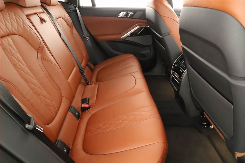 BMW X6 (2025) xDrive30d, M PAKET, VENTILACE - fotka 7 z 20