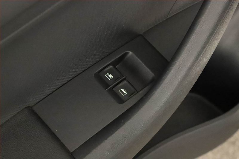 Škoda Rapid (2014) Spaceback 1.6 TDI - fotka 10 z 13