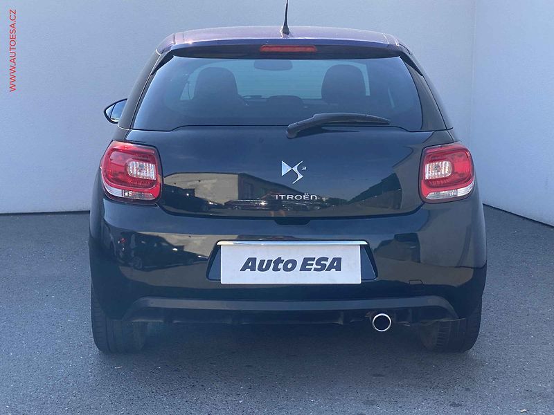 DS Automobiles DS3 (2014) 1.2 VTi, Kůže, park.čidla - fotka 5 z 17