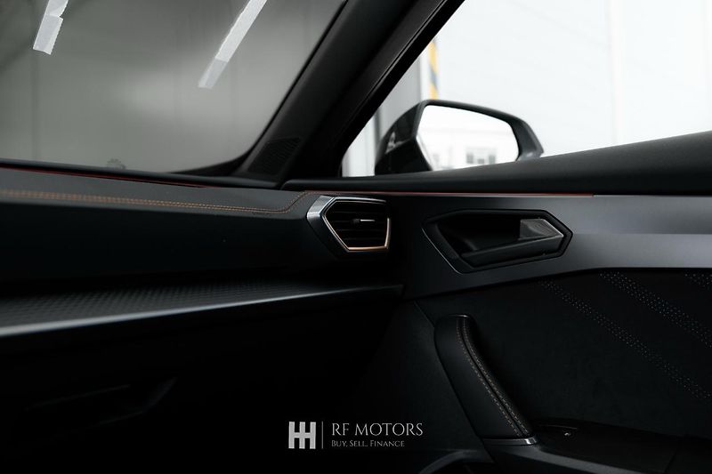 Cupra Formentor (2026) VZ 2,0 TSI 333 4Drive, Nové - fotka 44 z 44