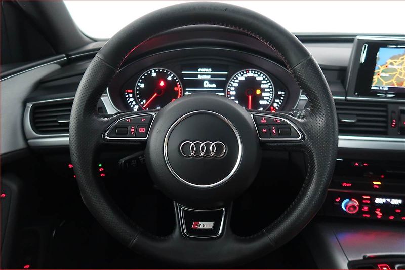 Audi A6 (2012) Sport 3.0 TDI, 4X4, Automat - fotka 16 z 19
