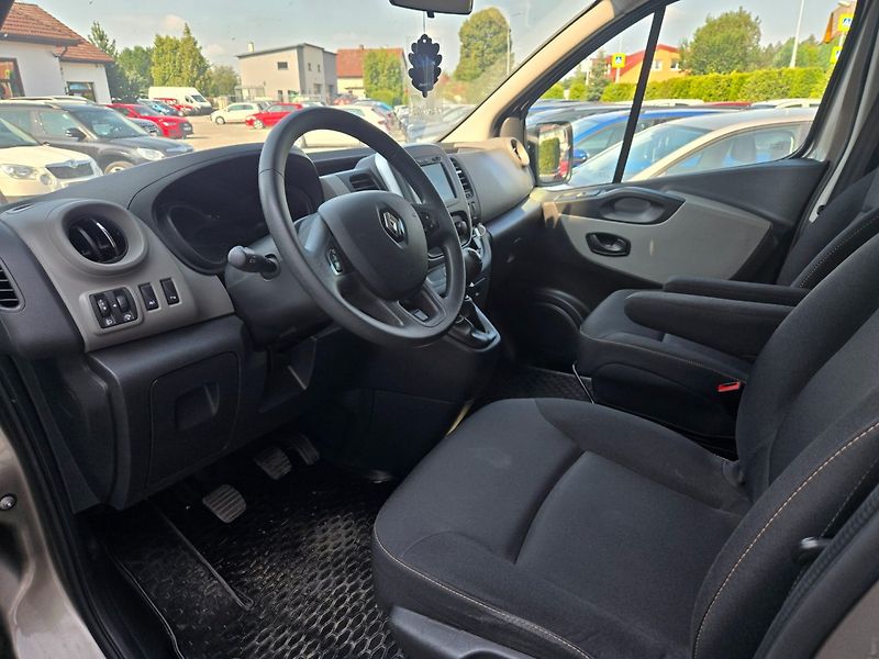 Renault Trafic (2020) 1.6 DCi 8.místné,nové CZ LONG - fotka 9 z 21