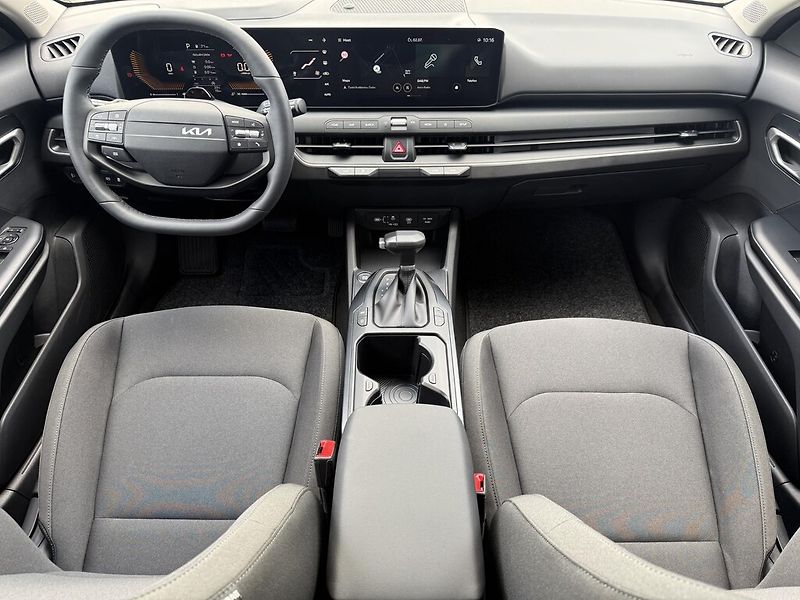 Kia K4 Sportswagon (2026) 1,6 T-GDi 7DCT 110 kW SPIN - fotka 5 z 6