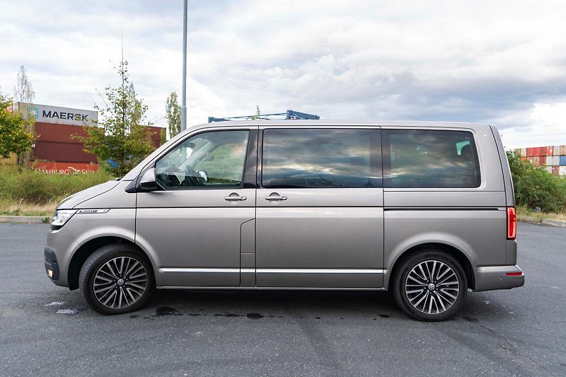 Volkswagen Multivan (2023) VW Multivan T6.1 Highline  - fotka 3 z 24