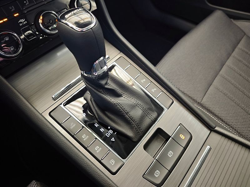 Škoda Superb iV 1.4 TSi Style Plug-in 160kW - fotka 32 z 50