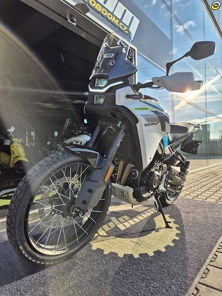 CFMOTO 450 MT-R (2026) - fotka 66 z 78