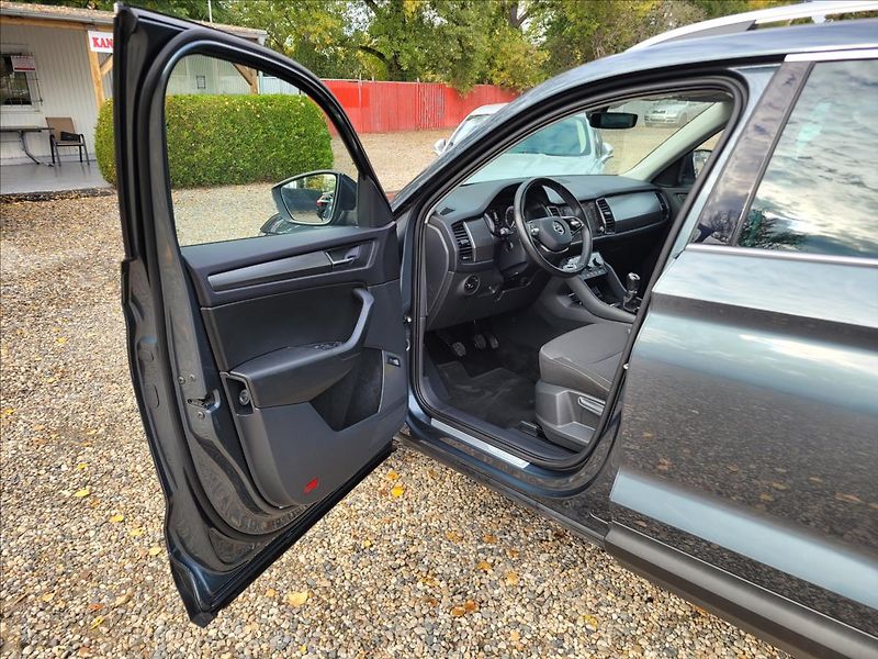 Škoda Kodiaq 1,5 tsi,navi,výhřev,Panorama - fotka 7 z 49